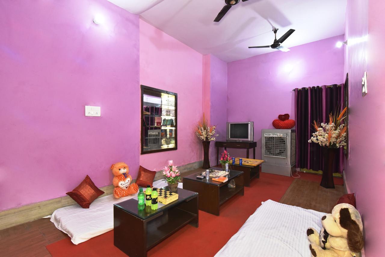 Wow Backpackers Hostels Amritsar Bagian luar foto